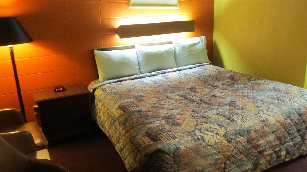 Guest House Motel Carthage Εξωτερικό φωτογραφία
